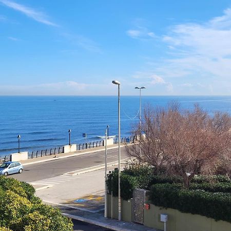 Casa Al Mare Hotel Бари Екстериор снимка